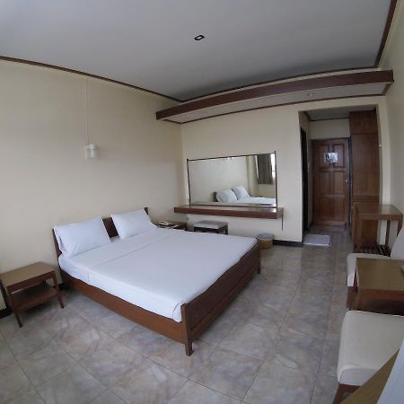 סוראט תאני Tapee Hotel מראה חיצוני תמונה