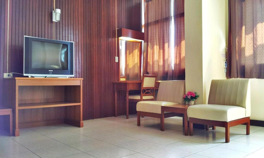 סוראט תאני Tapee Hotel מראה חיצוני תמונה