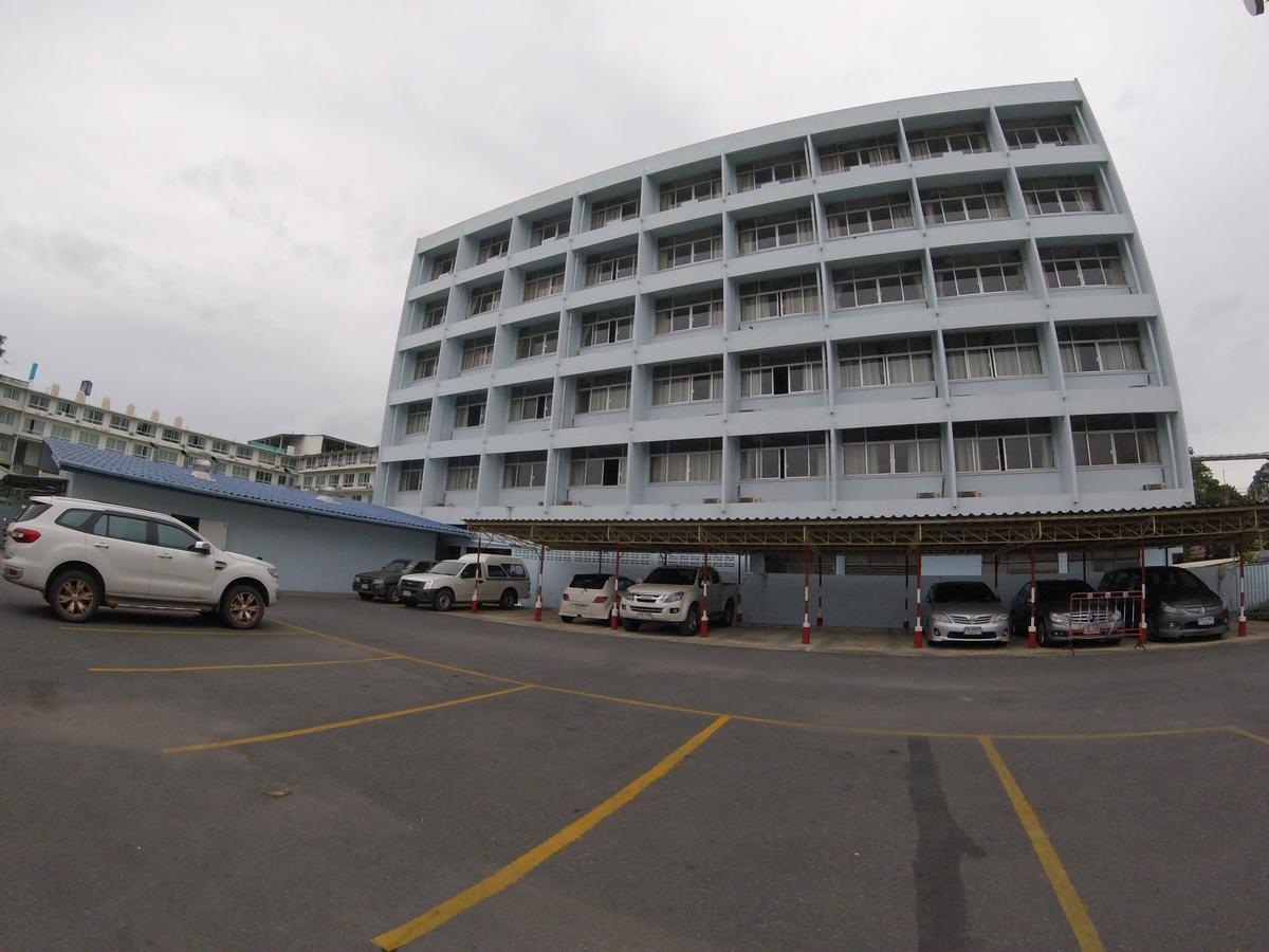 סוראט תאני Tapee Hotel מראה חיצוני תמונה