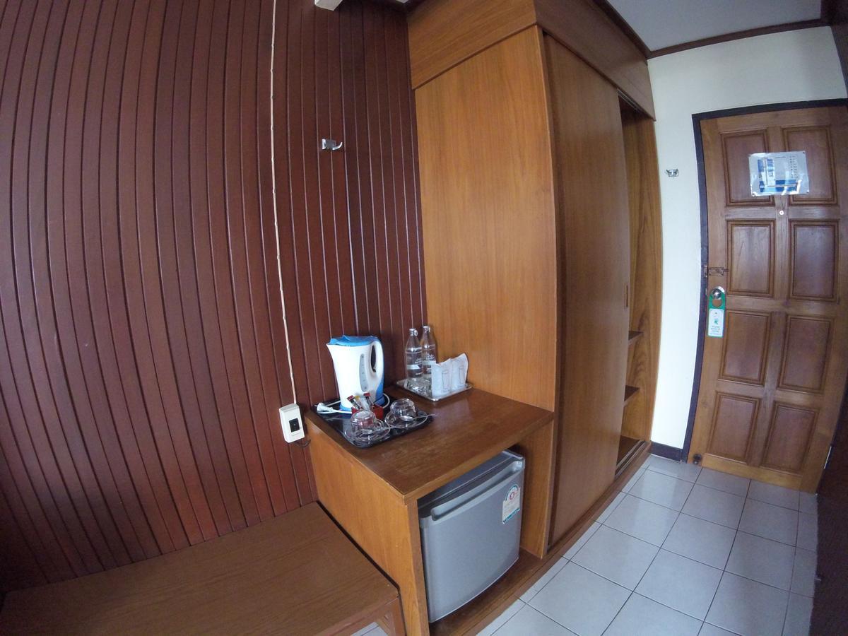 סוראט תאני Tapee Hotel מראה חיצוני תמונה