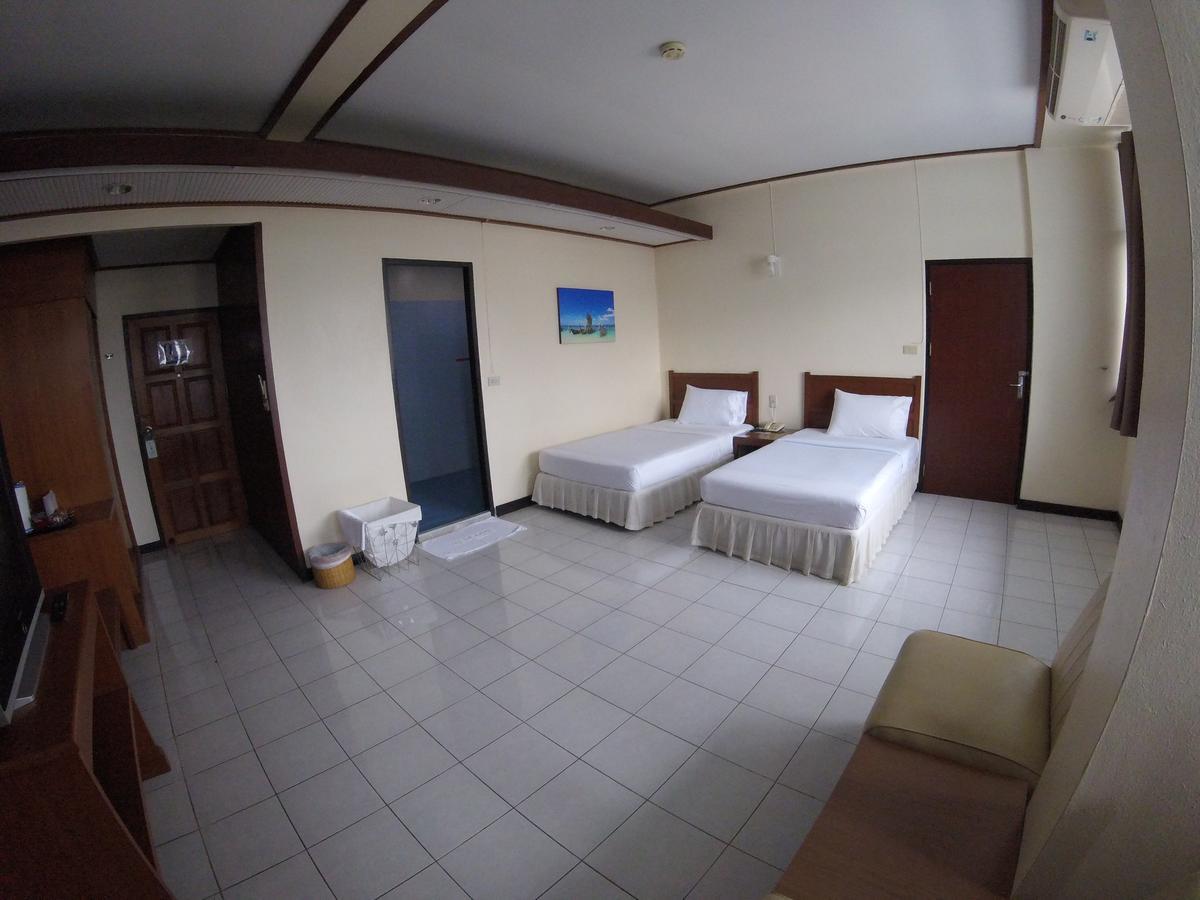 סוראט תאני Tapee Hotel מראה חיצוני תמונה